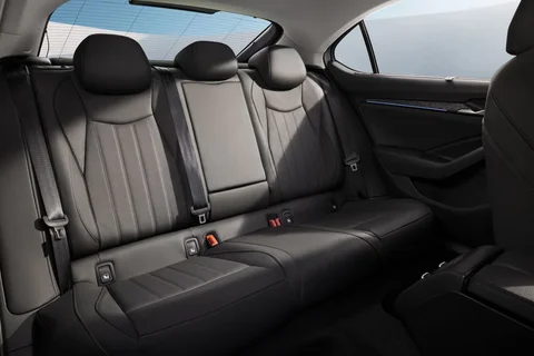 Skoda Superb 1.5 TSI iV PHEV Edition 2025 view 6