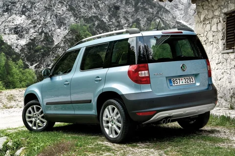 Skoda Yeti 1.2 TSI Active 2009 view 3