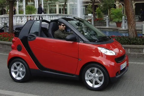 Smart fortwo cabrio Brabus 72kW 2007 view 3