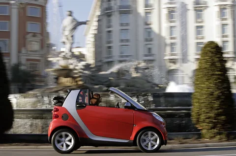 Smart fortwo cabrio Brabus 72kW 2007 view 9