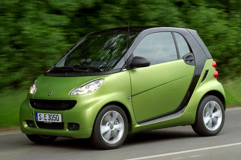Smart fortwo coupé Brabus 72kW 2010 view 3