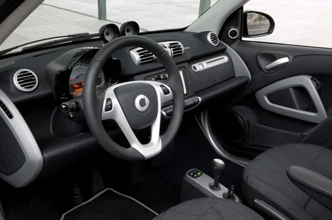 Smart fortwo coupé Brabus 72kW 2010 view 10