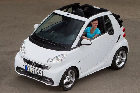 Smart fortwo cabrio Brabus 72kW 2012 view 5