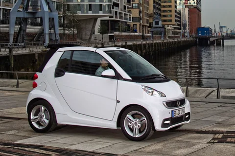 Smart fortwo cabrio Brabus 72kW 2012 view 7