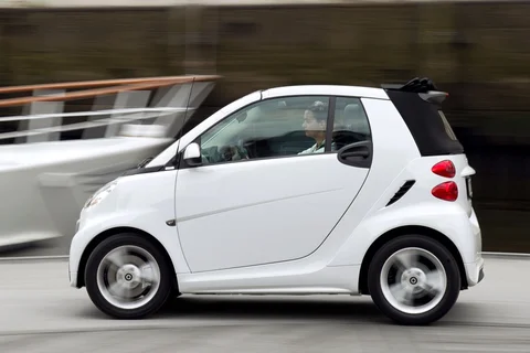 Smart fortwo cabrio Brabus 72kW 2012 view 8