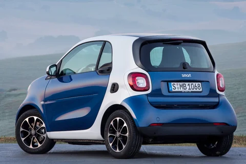 Smart fortwo 52kW Proxy 2015 view 2