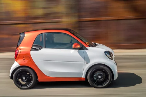 Smart fortwo 52kW Proxy 2015 view 5