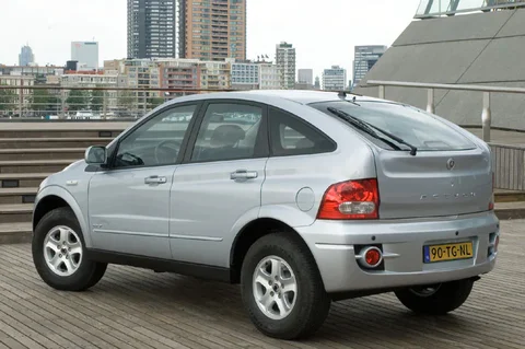 SsangYong Actyon A230 2WD Direct 2007 view 5