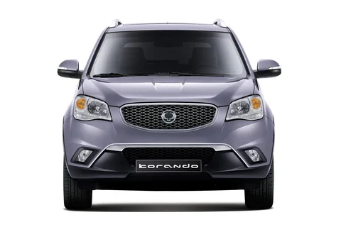 SsangYong Korando 2.0 XDi e3 Quartz 4WD 2013 view 4