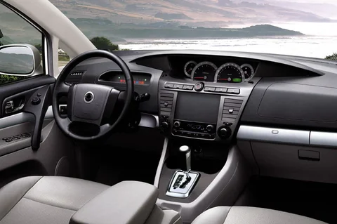 SsangYong Rodius SV 270X 2005 view 7