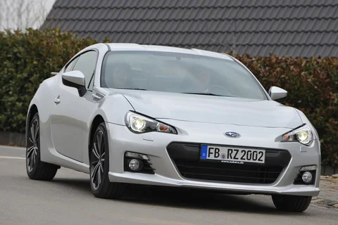 Subaru BRZ Sport 2012 view 5