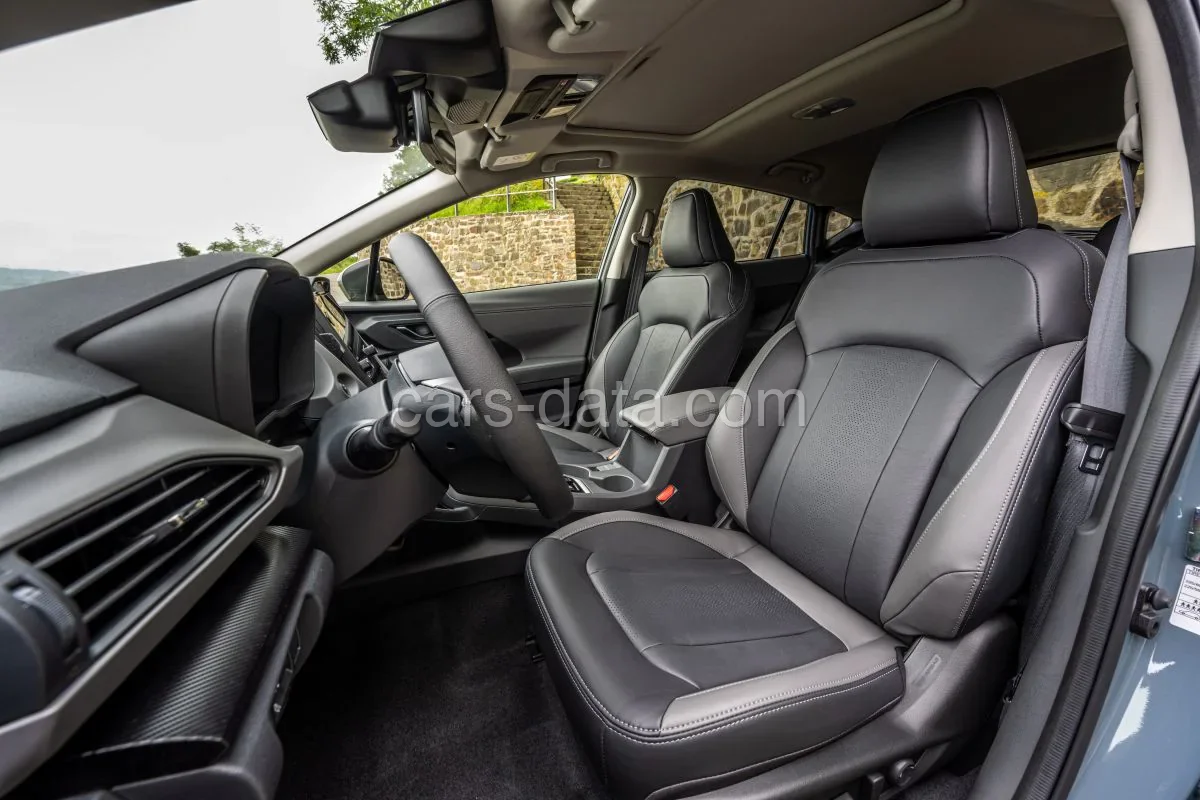 Subaru Crosstrek 2.0i Premium 2024 front view