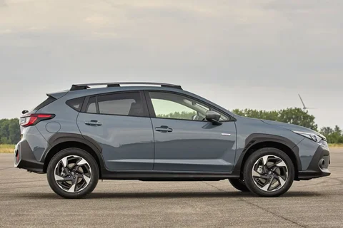 Subaru Crosstrek 2.0i Premium 2024 view 9