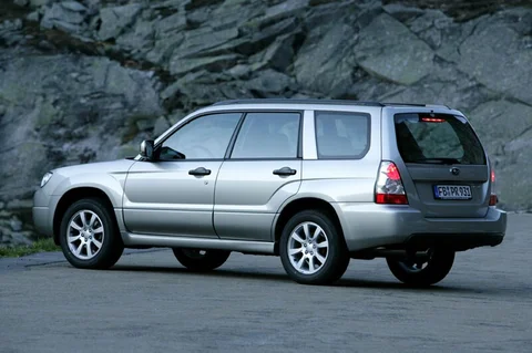 Subaru Forester 2.5 XT AWD Executive 2005 view 7