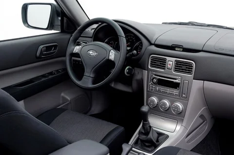 Subaru Forester 2.5 XT AWD Executive 2005 view 8