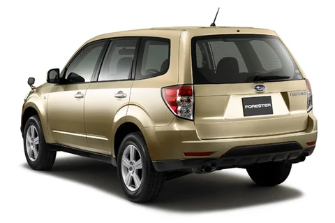 Subaru Forester 2.0 Black & White 2012 view 2