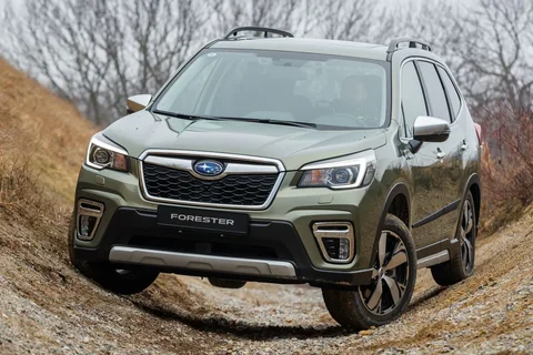 Subaru Forester 2.0i e-BOXER Sport 2021 view 4