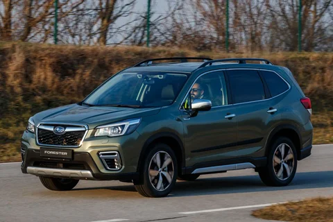 Subaru Forester 2.0i e-BOXER Sport 2021 view 7