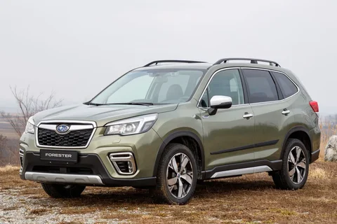 Subaru Forester 2.0i e-BOXER Sport 2021 view 9