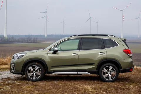 Subaru Forester 2.0i e-BOXER Sport 2021 view 10
