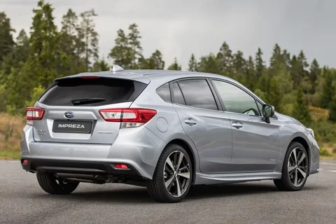 Subaru Impreza 1.6i Luxury 2019 view 9