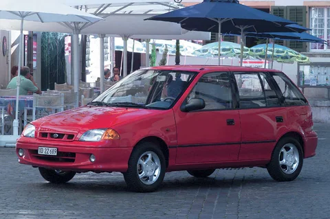 Subaru Justy 1.3 GXE AWD 1997 view 4