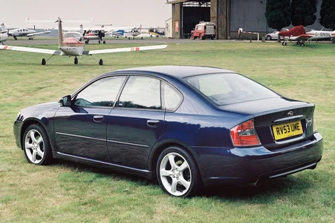 Subaru Legacy 3.0R Executive Pack 2004 view 2