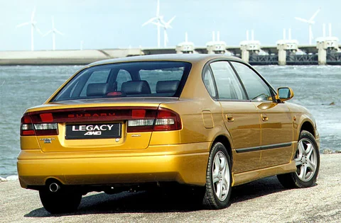 Subaru Legacy 2.0 LX AWD 1999 view 4
