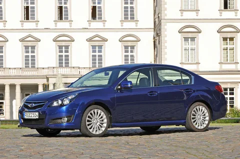 Subaru Legacy 2.0D Executive 2009 view 11