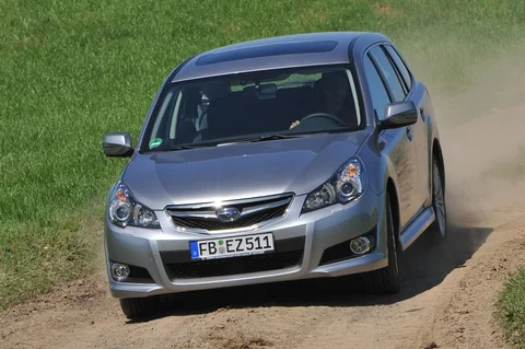 Subaru Legacy Touring Wagon 2.0D Executive 2009 view 7