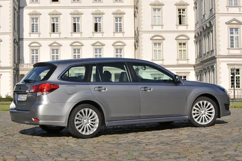 Subaru Legacy Touring Wagon 2.0D Executive 2009 view 11