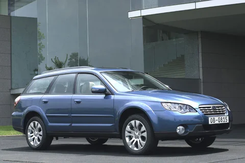 Subaru Outback 2.0D Exclusive Edition 2008 view 4