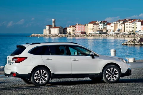 Subaru Outback 2.5i Comfort 2015 view 3