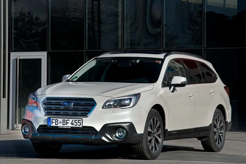 Subaru Outback 2.5i Comfort 2015 view 5
