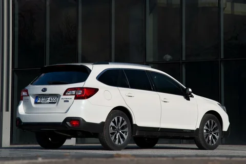 Subaru Outback 2.5i Comfort 2015 view 8