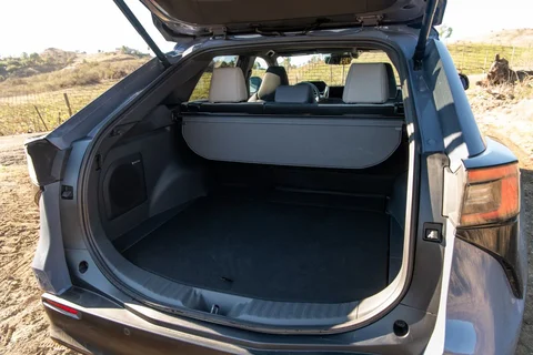 Subaru Solterra Two-Tone Package 2022 view 2