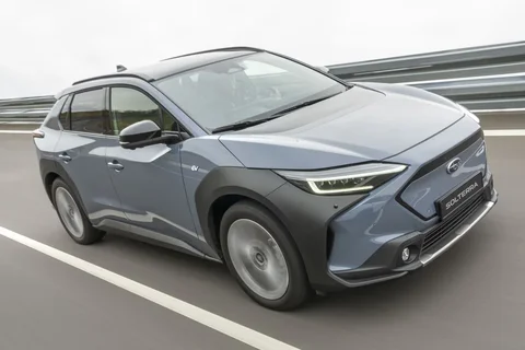 Subaru Solterra Two-Tone Package 2022 view 10
