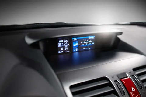 Subaru XV 2.0i Luxury Plus 2012 view 8