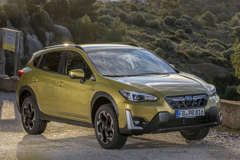 Subaru XV 2.0i e-BOXER Luxury 2022 view 6