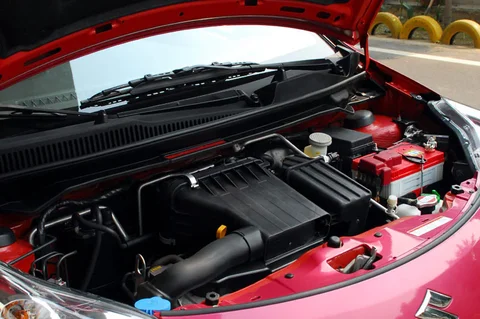 Suzuki Alto 1.0 Base 2012 view 2
