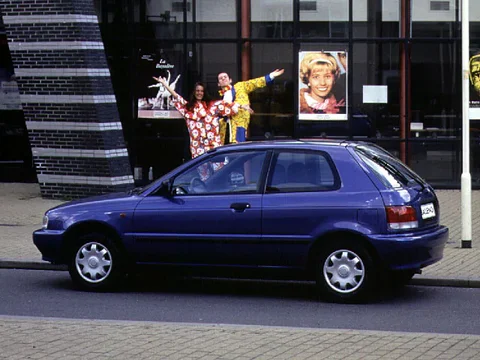 Suzuki Baleno 1.6 GL 1995 view 2