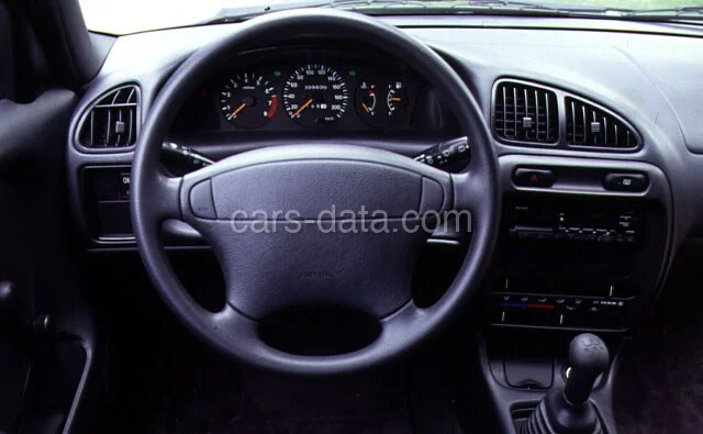 Suzuki Baleno Wagon 1.8 Ultimate 1997 front view