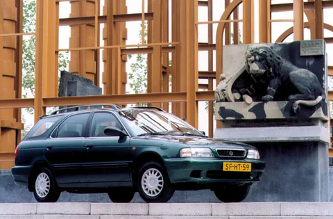 Suzuki Baleno Wagon 1.8 Ultimate 1997 view 4