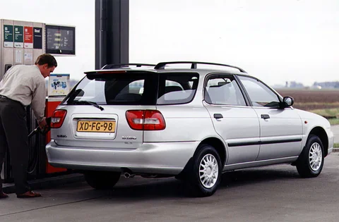 Suzuki Baleno Wagon 1.3 GL 1998 view 2