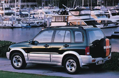 Suzuki Grand Vitara 2.5 V6 1998 view 9