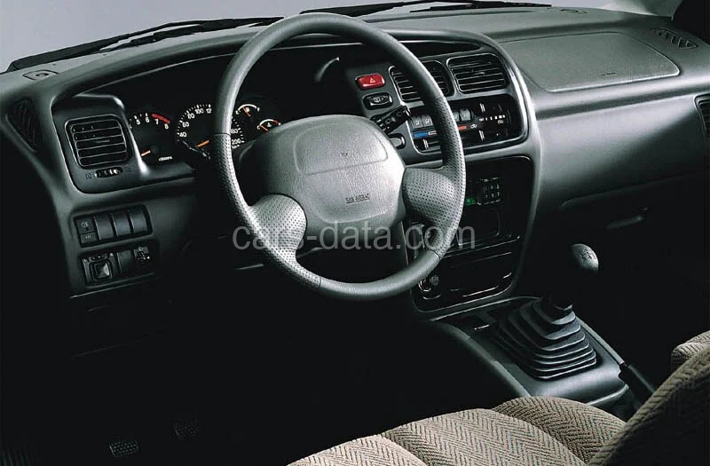 Suzuki Grand Vitara XL-7 2.7 V6 2001 front view