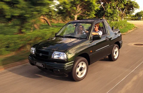 Suzuki Grand Vitara Cabrio 1.6 2000 view 2