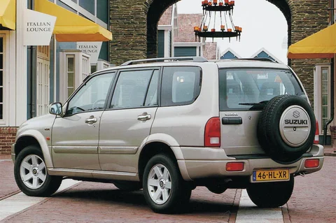 Suzuki Grand Vitara XL-7 2.7 V6 2001 view 4