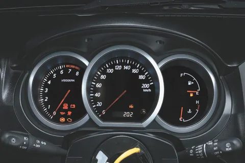 Suzuki Grand Vitara XL-7 2.7 V6 2004 view 6