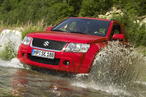 Suzuki Grand Vitara 1.6 Base 2008 view 8